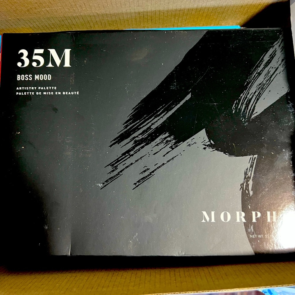 Morphe 35m Boss Mood Eyeshadow palette BNIB